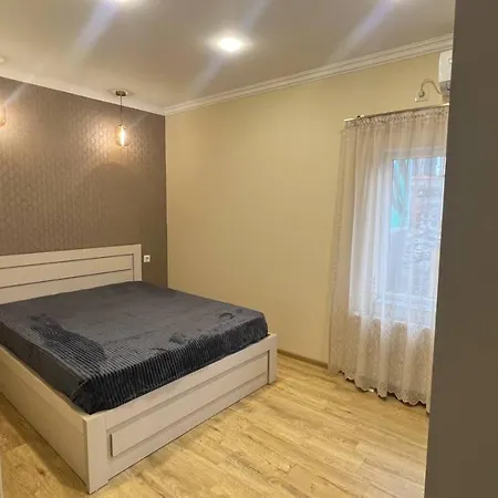 Kolotushkin'S House Apartment Batumi Exterior photo