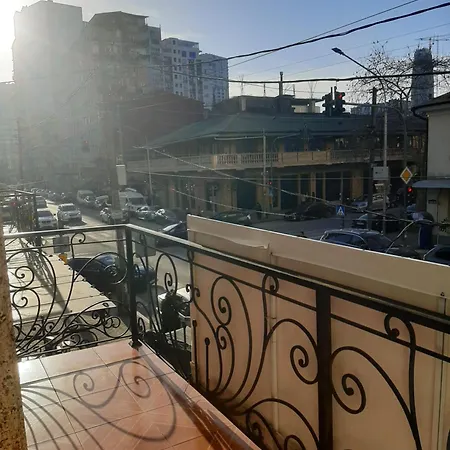 Kolotushkin'S House Apartment Batumi Exterior photo