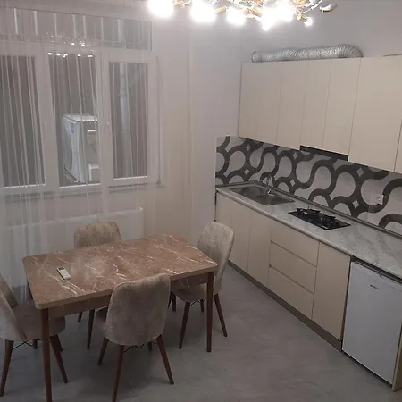 Kolotushkin'S House Apartment Batumi Exterior photo